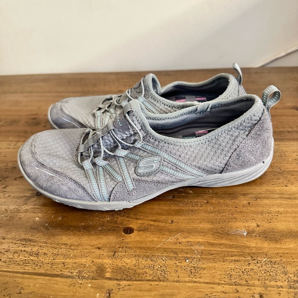 SKECHERS RELAXED FIT AIR-COOLED MEMORY FOAM COMFY SHOES SNEAKERS SZ 8